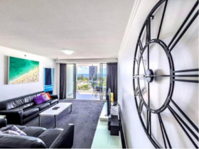 Beachfront Bliss Spot Surfers Paradise